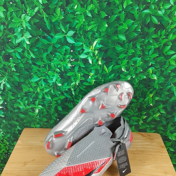 Nike Phantom Vision VSN 2 Elite Cleats Sz. 13 main image 5